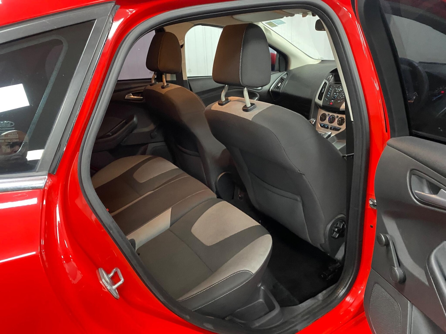 Used Ford Focus 2013 for sale - 77039810: Photo 38