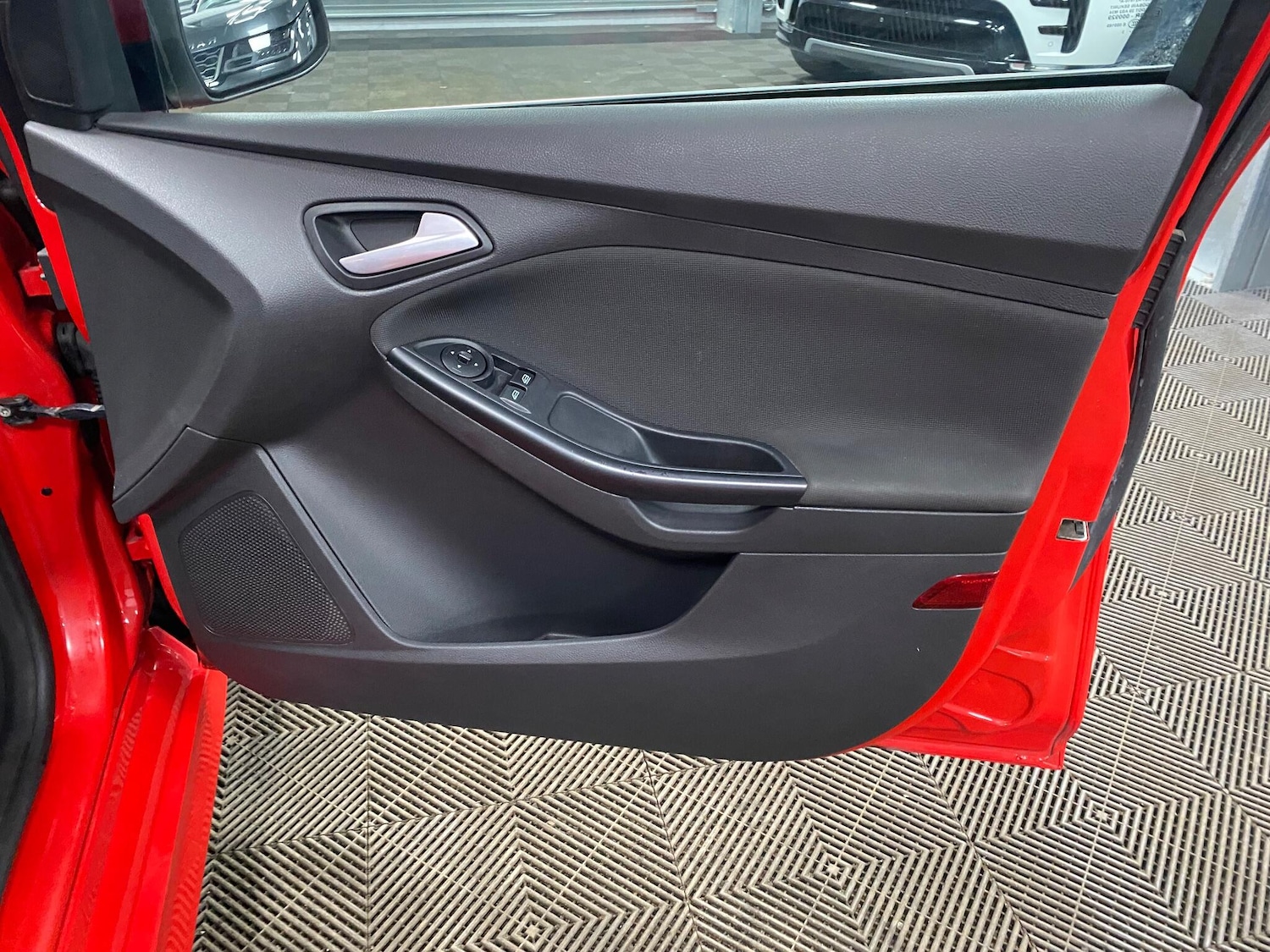 Used Ford Focus 2013 for sale - 77039810: Photo 41