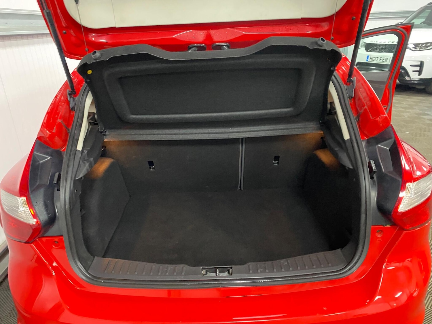 Used Ford Focus 2013 for sale - 77039810: Photo 42