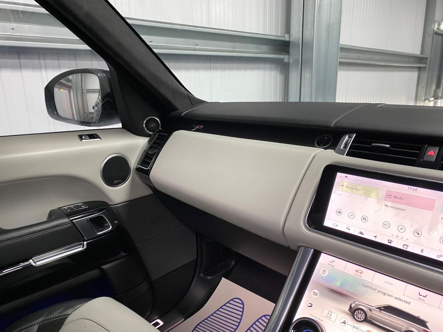 Used Land Rover Range Rover Sport 2018 for sale - 77305232: Photo 35