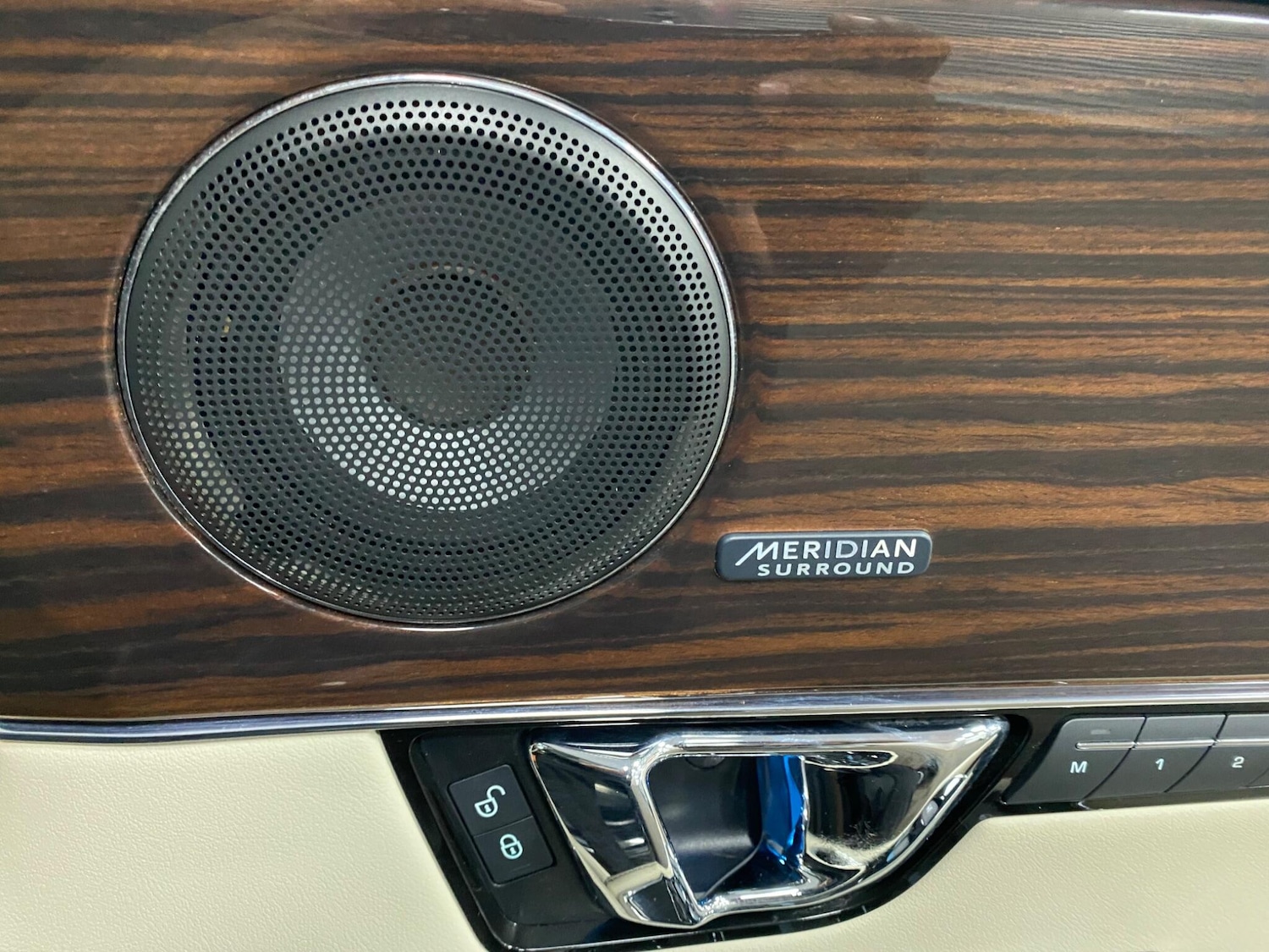 Used Jaguar XJ 2016 for sale - 76381247: Photo 49