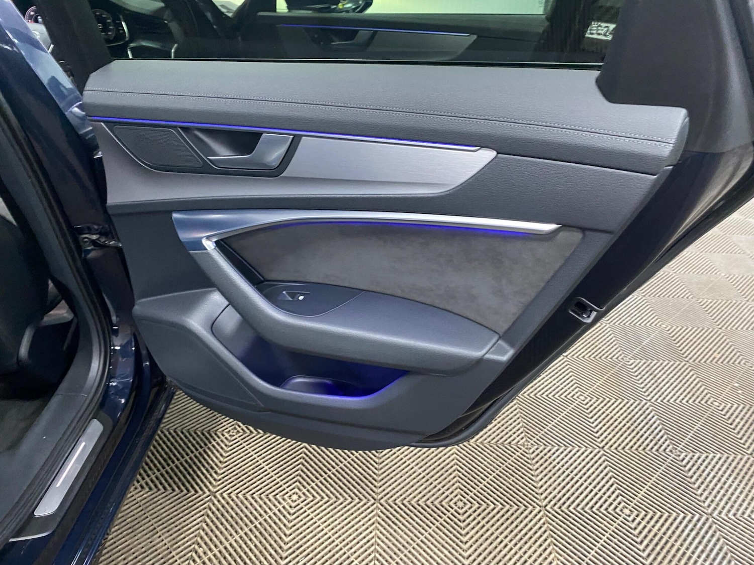 Used Audi A6 Avant for sale - 77237945: Photo 34