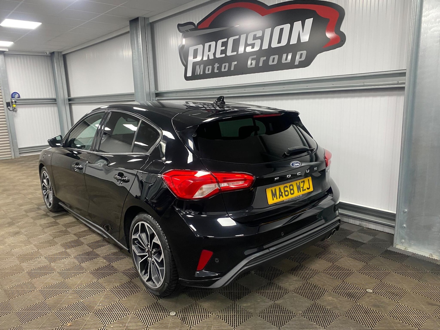 Used Ford Focus 2018 for sale - 76926033: Photo 11