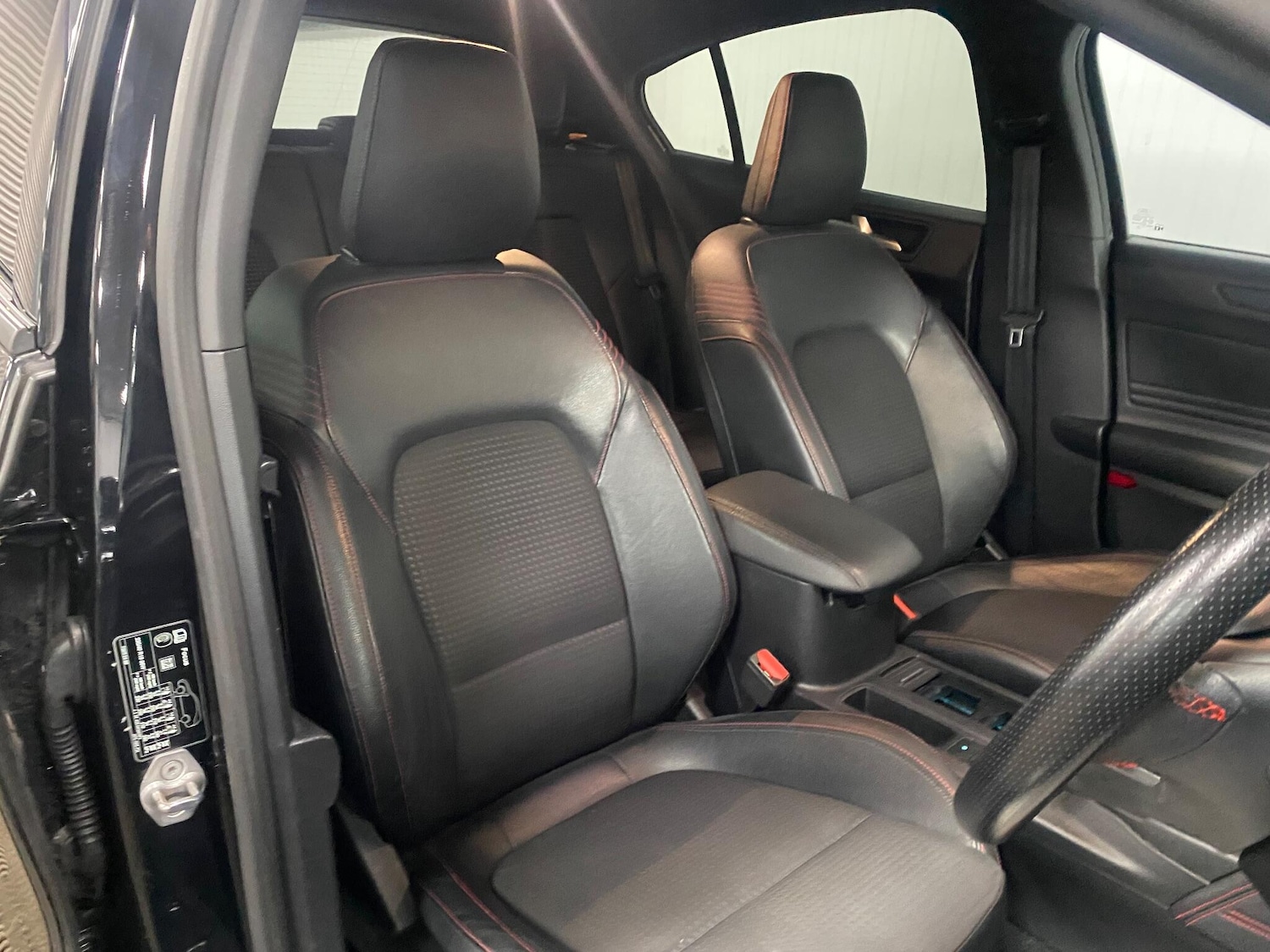 Used Ford Focus 2018 for sale - 76926033: Photo 37