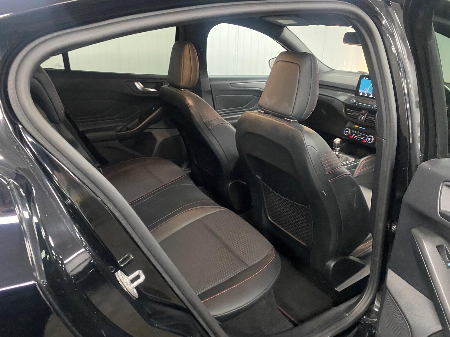 Used Ford Focus 2018 for sale - 76926033: Photo 38