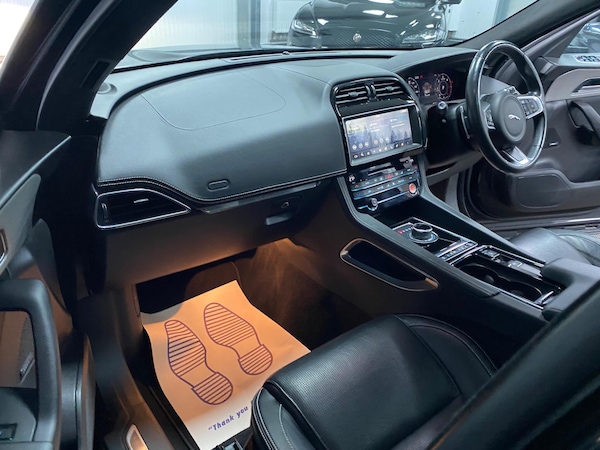 Used Jaguar F-Pace 2020 for sale - 76215310: Photo 34