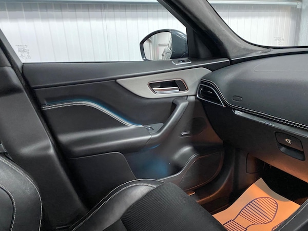 Used Jaguar F-Pace 2020 for sale - 76215310: Photo 36