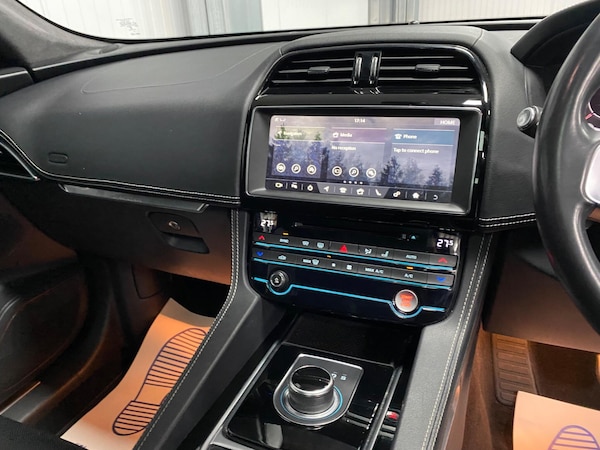 Used Jaguar F-Pace 2020 for sale - 76215310: Photo 42