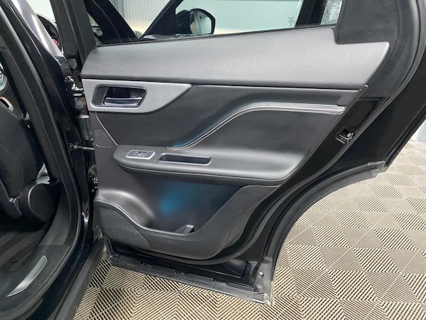 Used Jaguar F-Pace 2020 for sale - 76215310: Photo 48