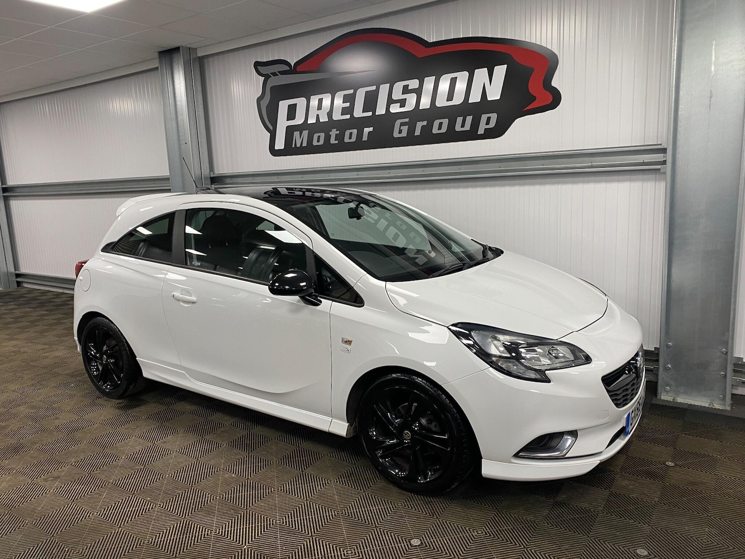 Used Vauxhall Corsa for sale - 76994974: Photo 3