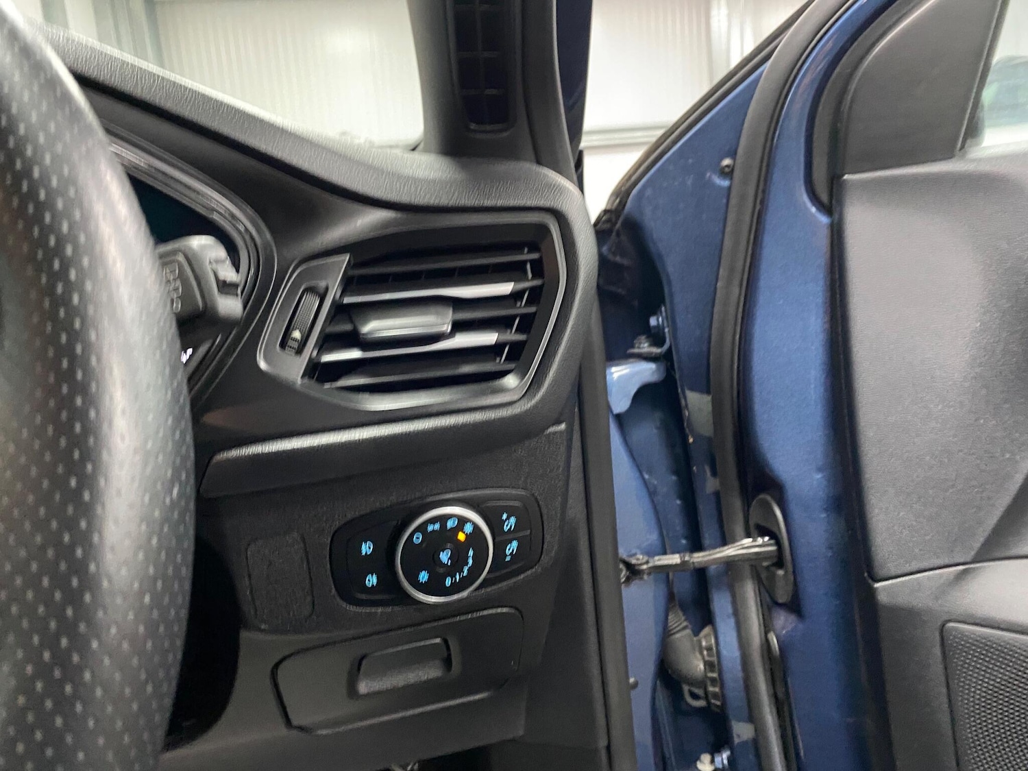 Used Ford Focus 2018 for sale - 76781870: Photo 43