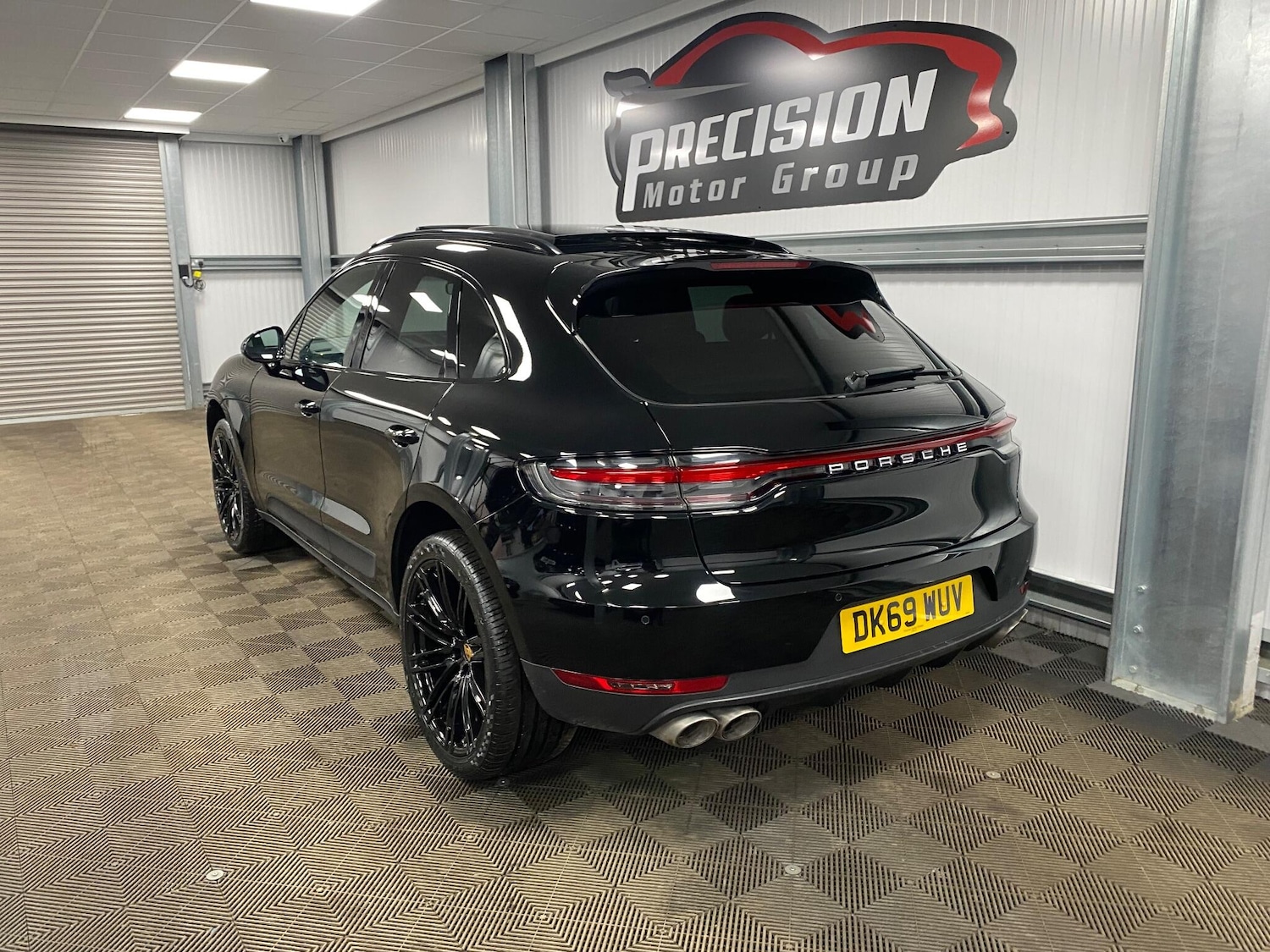 Used Porsche Macan 2019 for sale - 76942350: Photo 11