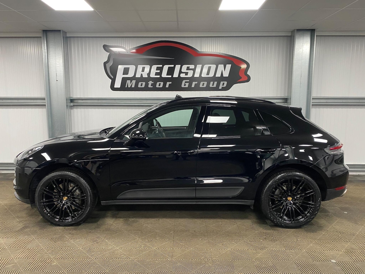 Used Porsche Macan 2019 for sale - 76942350: Photo 15