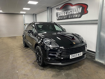 Used Porsche Macan 2019 for sale - 76942350: Photo