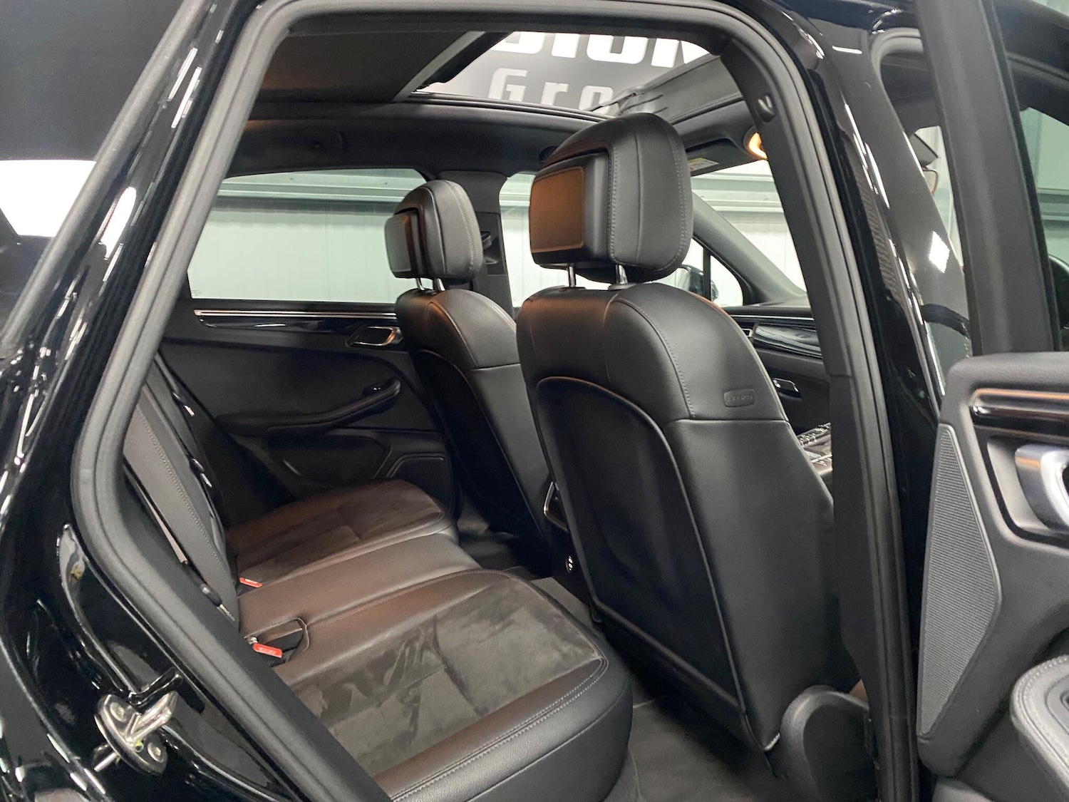 Used Porsche Macan 2019 for sale - 76942350: Photo 40