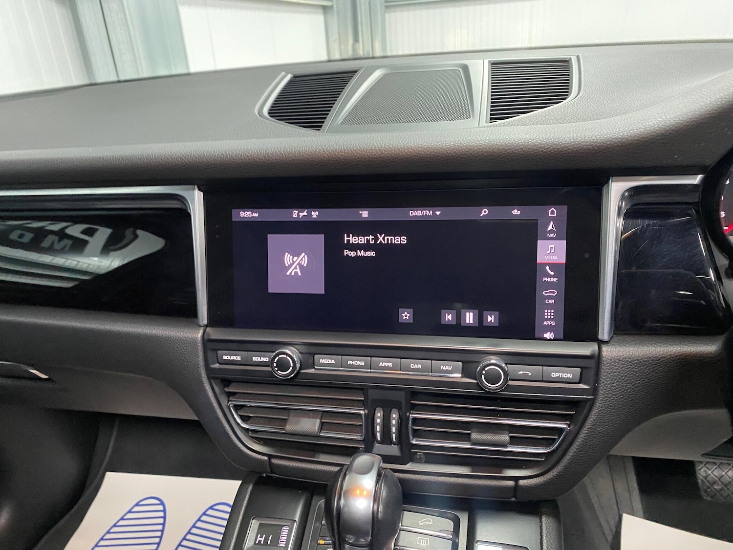 Used Porsche Macan 2019 for sale - 76942350: Photo 46