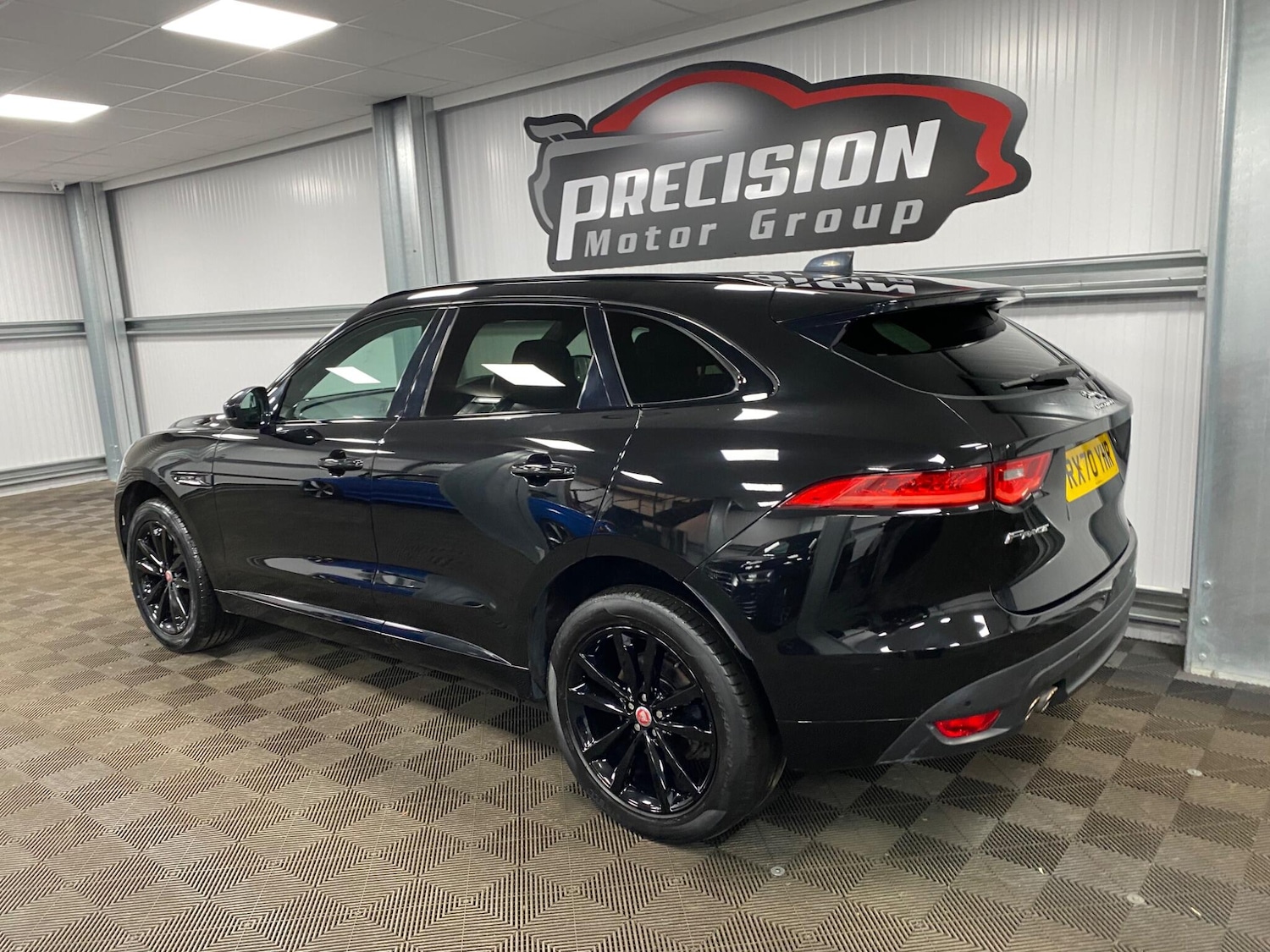 Used Jaguar F-Pace 2020 for sale - 76423558: Photo 16