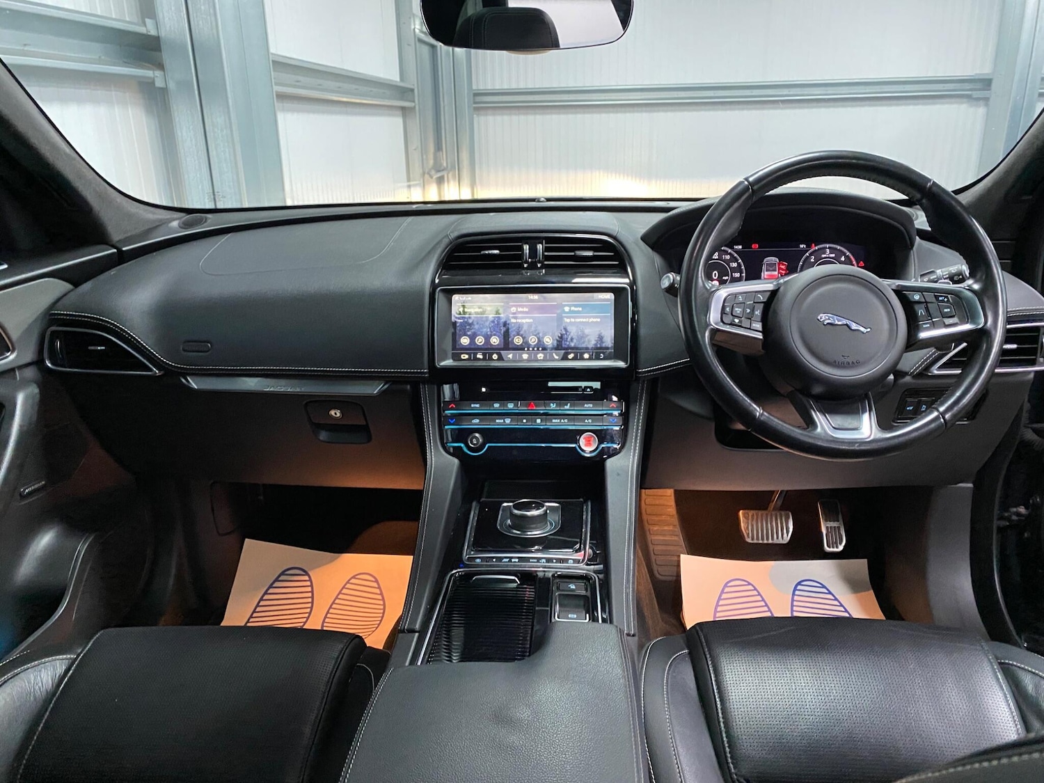 Used Jaguar F-Pace 2020 for sale - 76423558: Photo 32