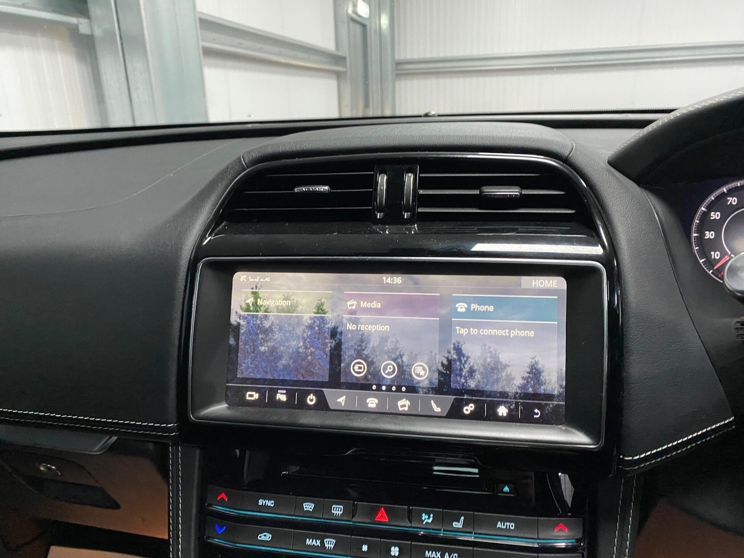 Used Jaguar F-Pace 2020 for sale - 76423558: Photo 47