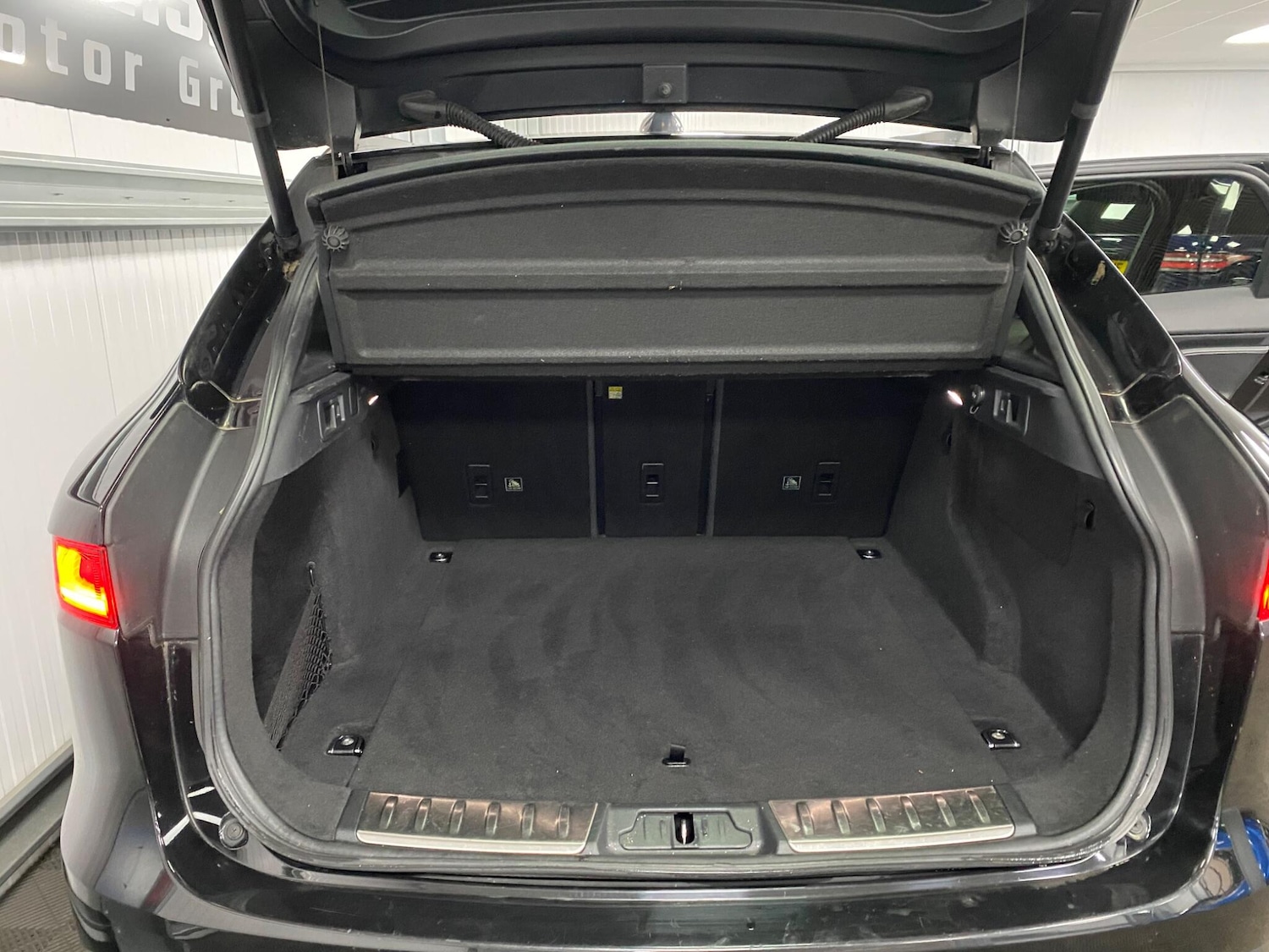 Used Jaguar F-Pace 2020 for sale - 76423558: Photo 50