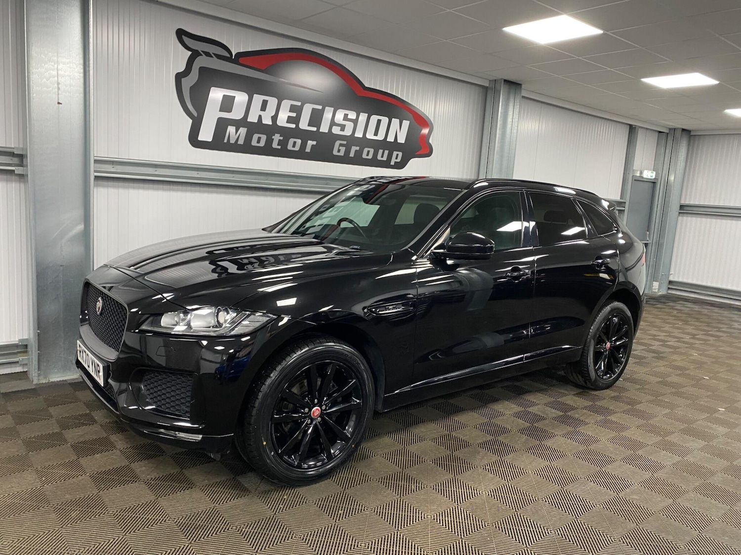 Used Jaguar F-Pace 2020 for sale - 76423558: Photo 9