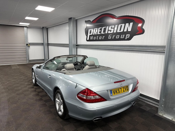 Used Mercedes-Benz SL 2007 for sale - 76175093: Photo 30