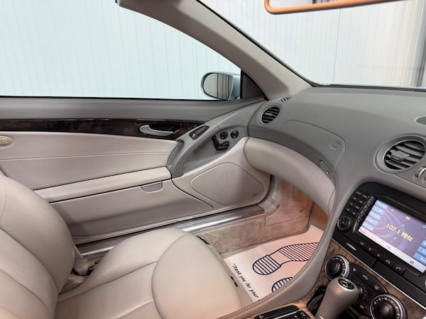 Used Mercedes-Benz SL 2007 for sale - 76175093: Photo 43