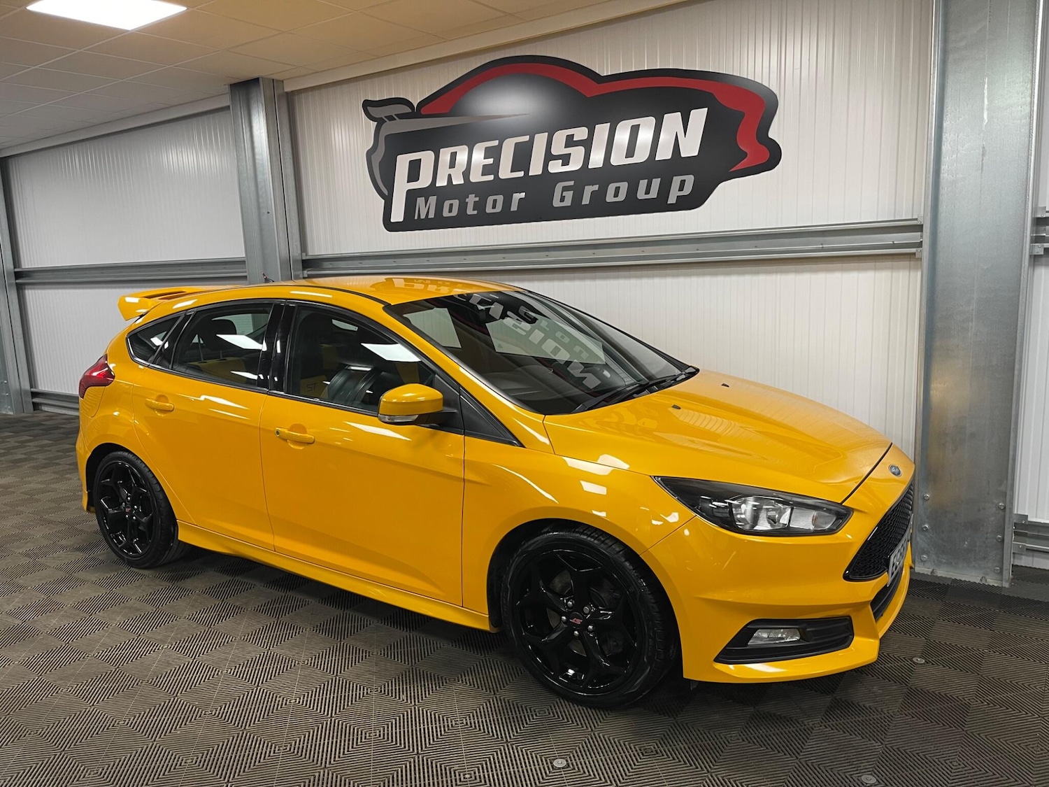 Used Ford Focus 2017 for sale - 77970551: Photo 3