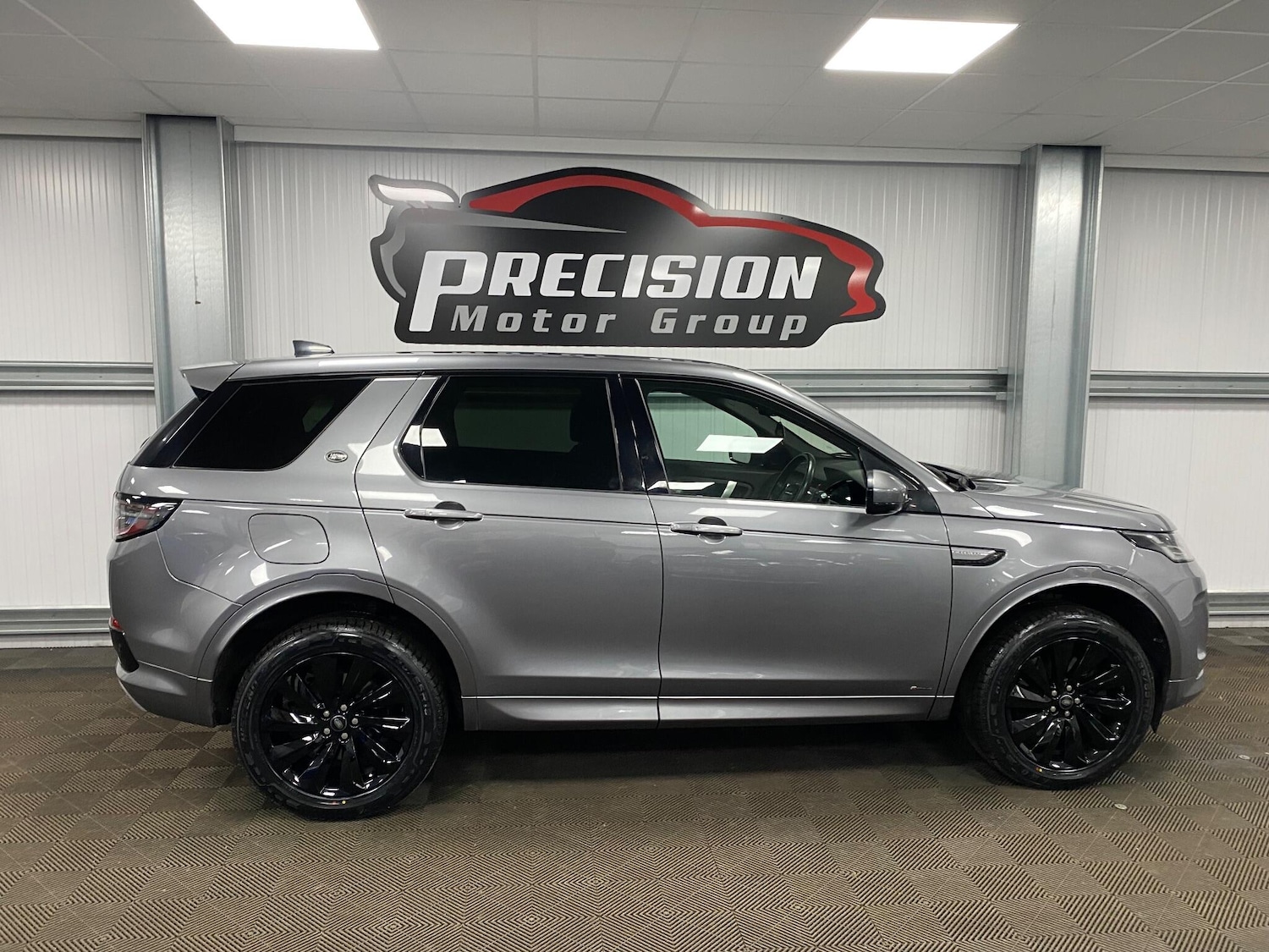Used Land Rover Discovery Sport 2020 for sale - 76995237: Photo 31