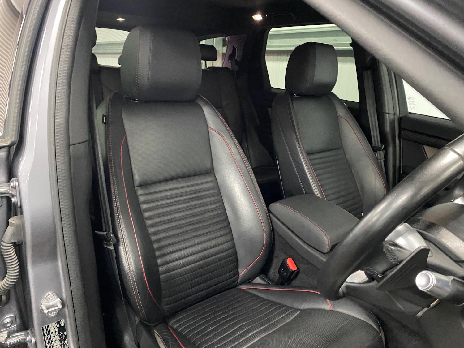 Used Land Rover Discovery Sport 2020 for sale - 76995237: Photo 41