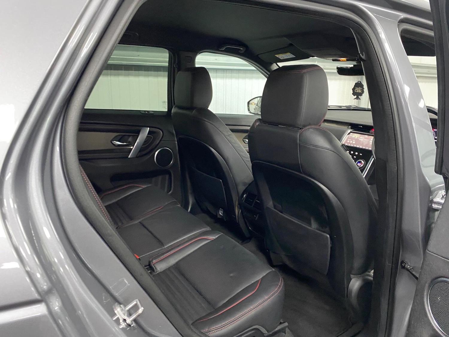 Used Land Rover Discovery Sport 2020 for sale - 76995237: Photo 46