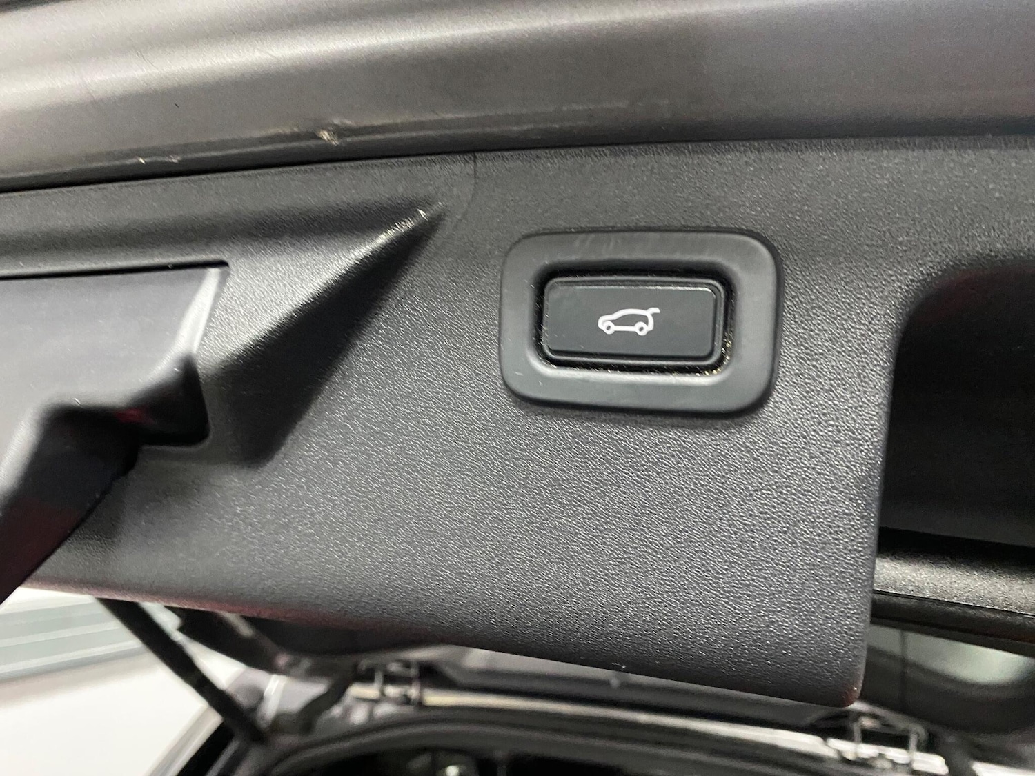 Used Land Rover Discovery Sport 2020 for sale - 76995237: Photo 47