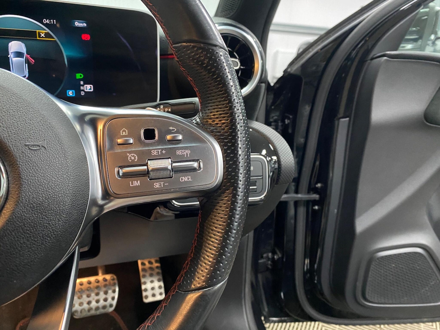 Used Mercedes-Benz A-Class 2019 for sale - 77387027: Photo 40