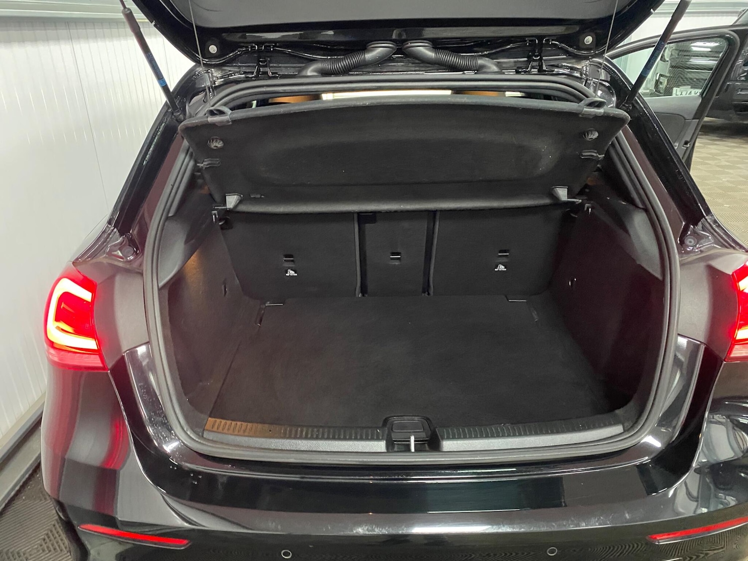 Used Mercedes-Benz A-Class 2019 for sale - 77387027: Photo 42