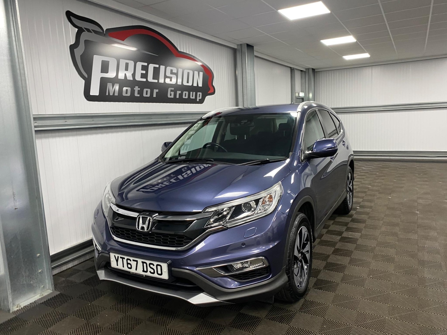 Used Honda CR-V 2017 for sale - 76995018: Photo 11