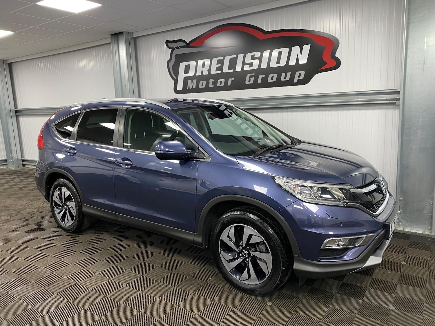 Used Honda CR-V 2017 for sale - 76995018: Photo 3