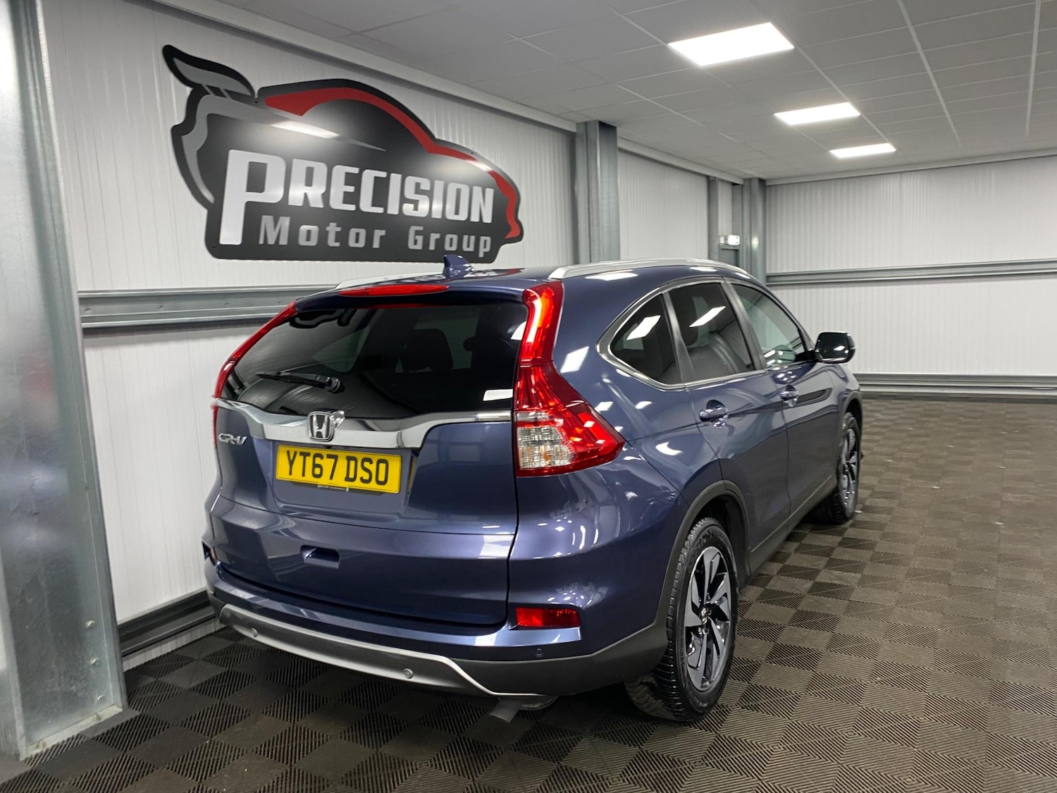 Used Honda CR-V 2017 for sale - 76995018: Photo 31