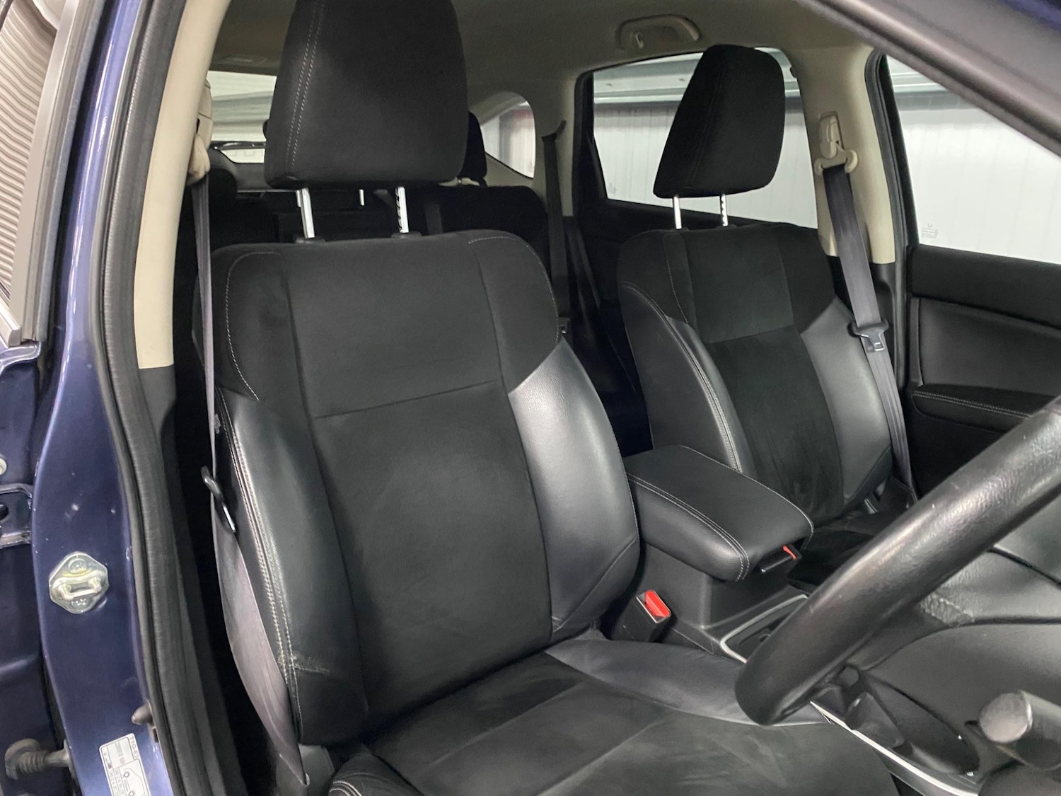 Used Honda CR-V 2017 for sale - 76995018: Photo 40