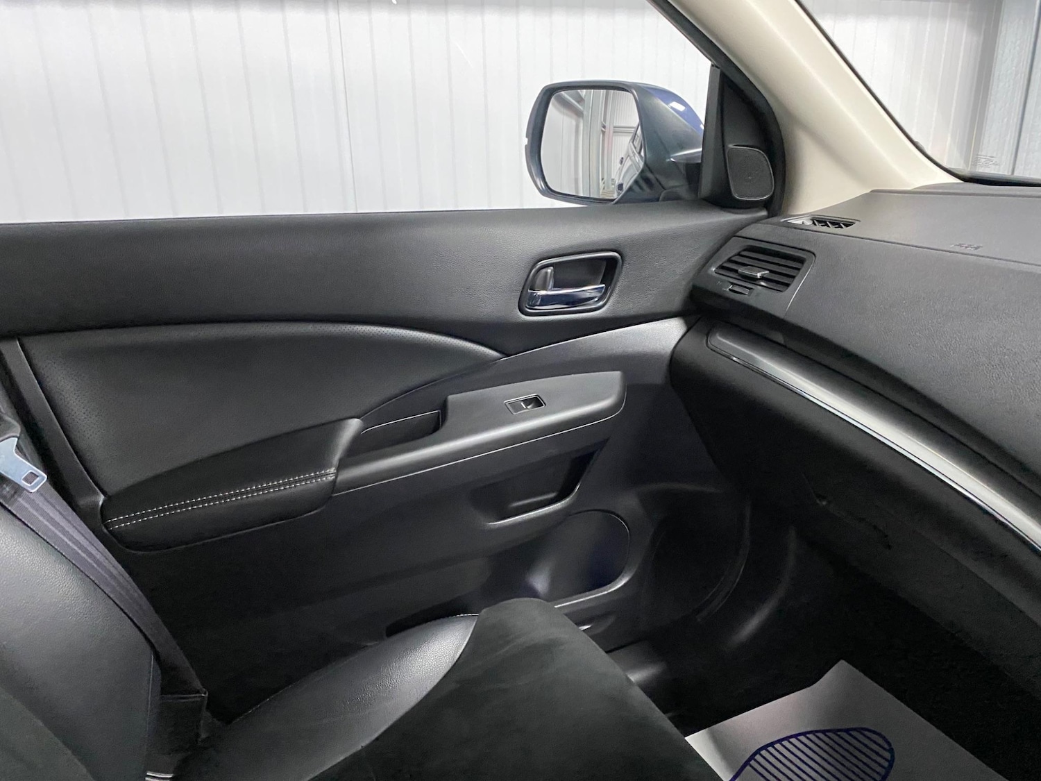 Used Honda CR-V 2017 for sale - 76995018: Photo 48