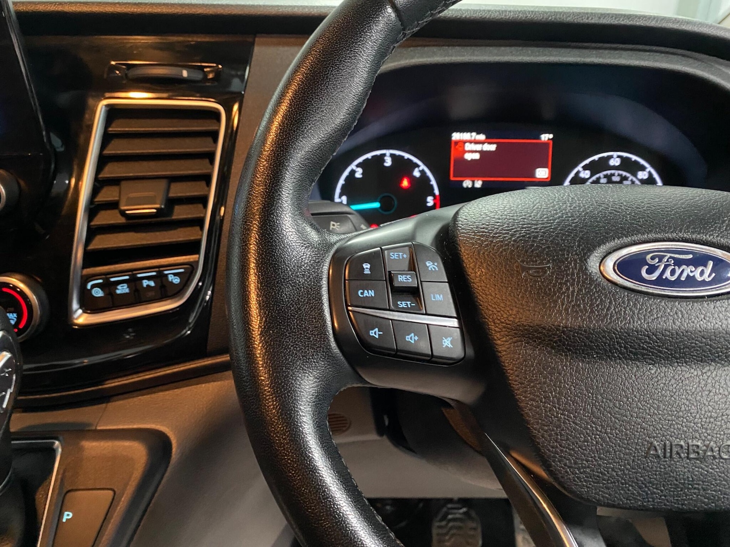 Used Ford Transit Custom 2019 for sale - 76457339: Photo 33