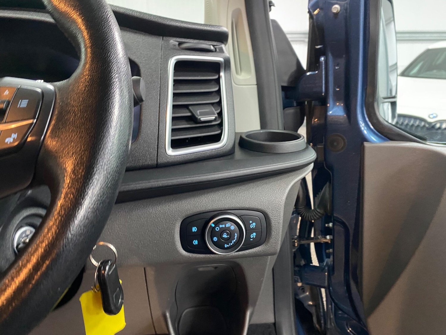 Used Ford Transit Custom 2019 for sale - 76457339: Photo 42