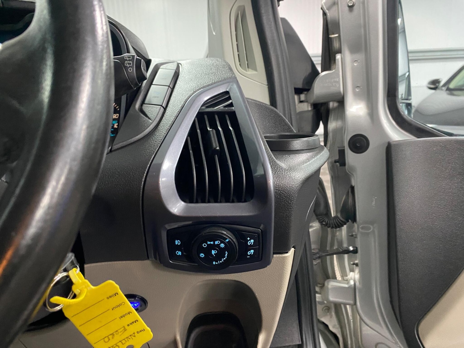 Used Ford Tourneo Custom 2017 for sale - 76592748: Photo 38