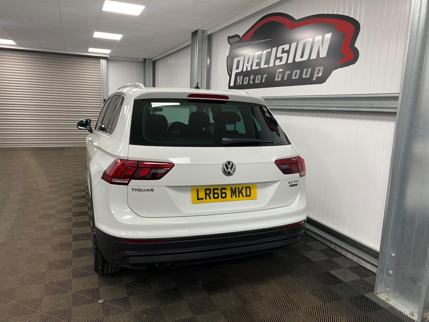 Used Volkswagen Tiguan 2016 for sale - 76538381: Photo 24