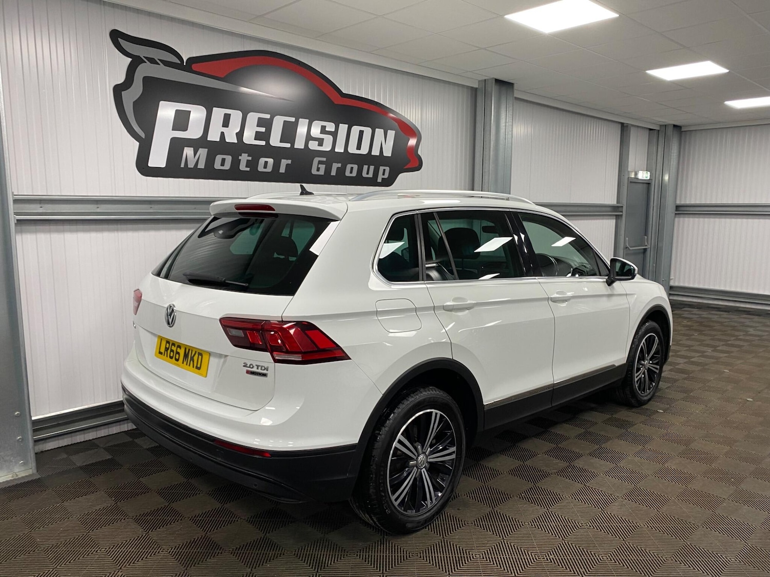 Used Volkswagen Tiguan 2016 for sale - 76538381: Photo 33