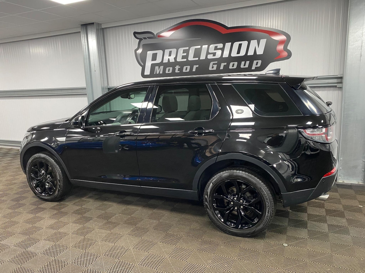 Used Land Rover Discovery Sport 2018 for sale - 76513365: Photo 15