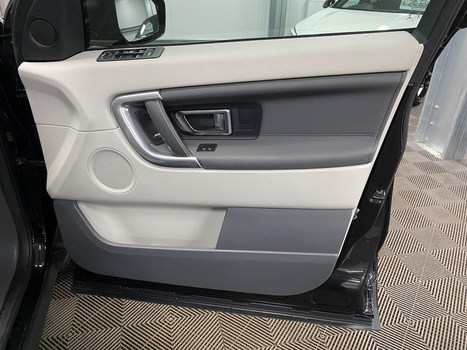 Used Land Rover Discovery Sport 2018 for sale - 76513365: Photo 51