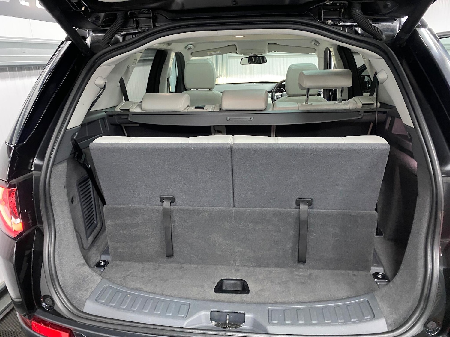 Used Land Rover Discovery Sport 2018 for sale - 76513365: Photo 55