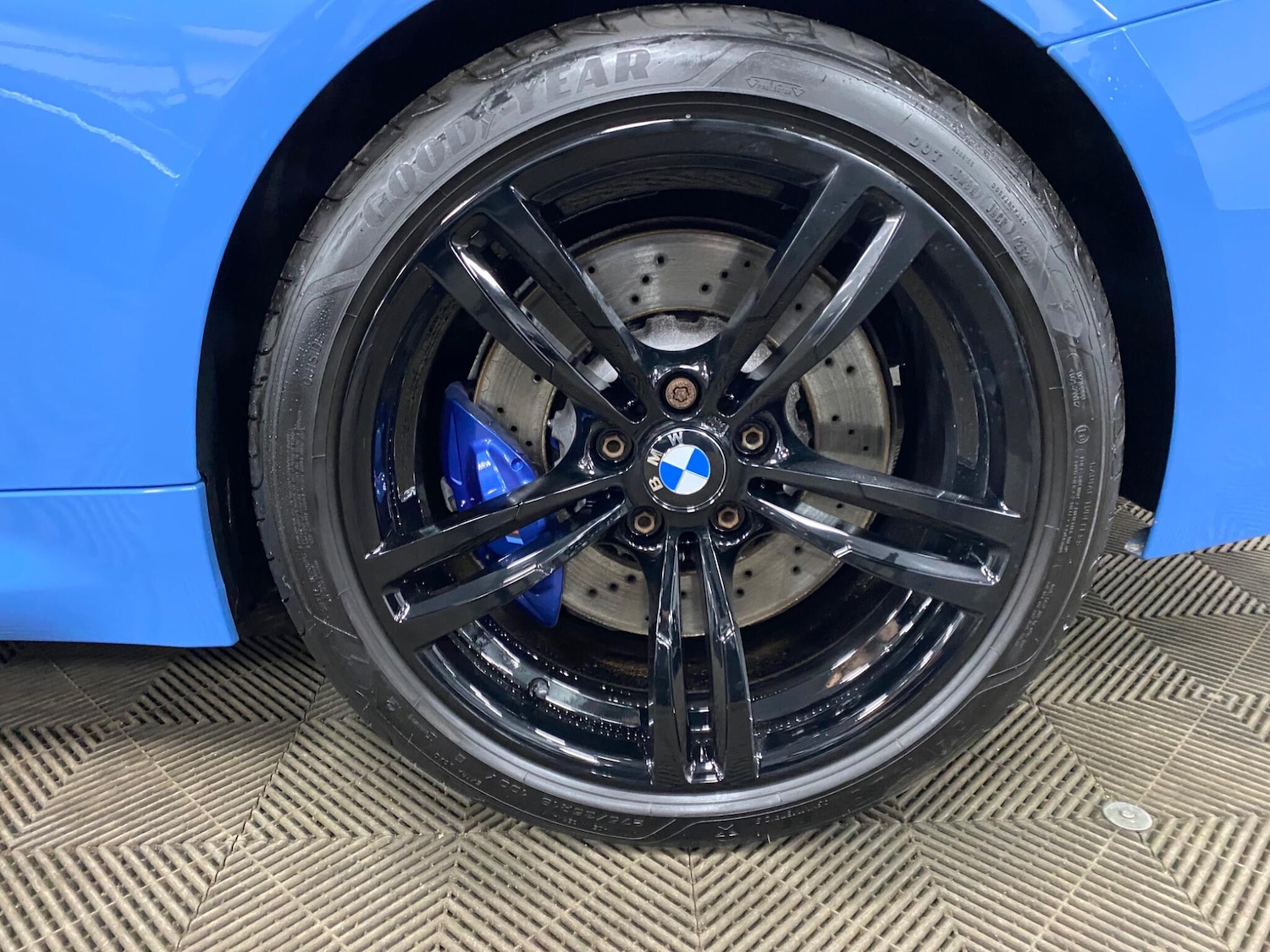 Used BMW M4 2018 for sale - 77330968: Photo 42