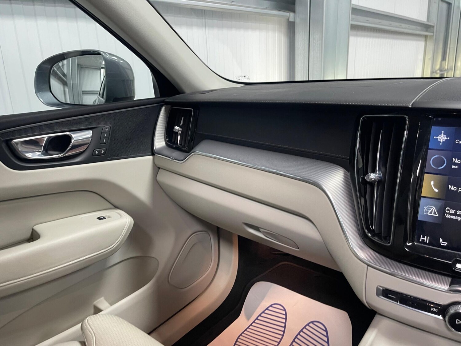 Used Volvo XC60 2018 for sale - 78157448: Photo 38