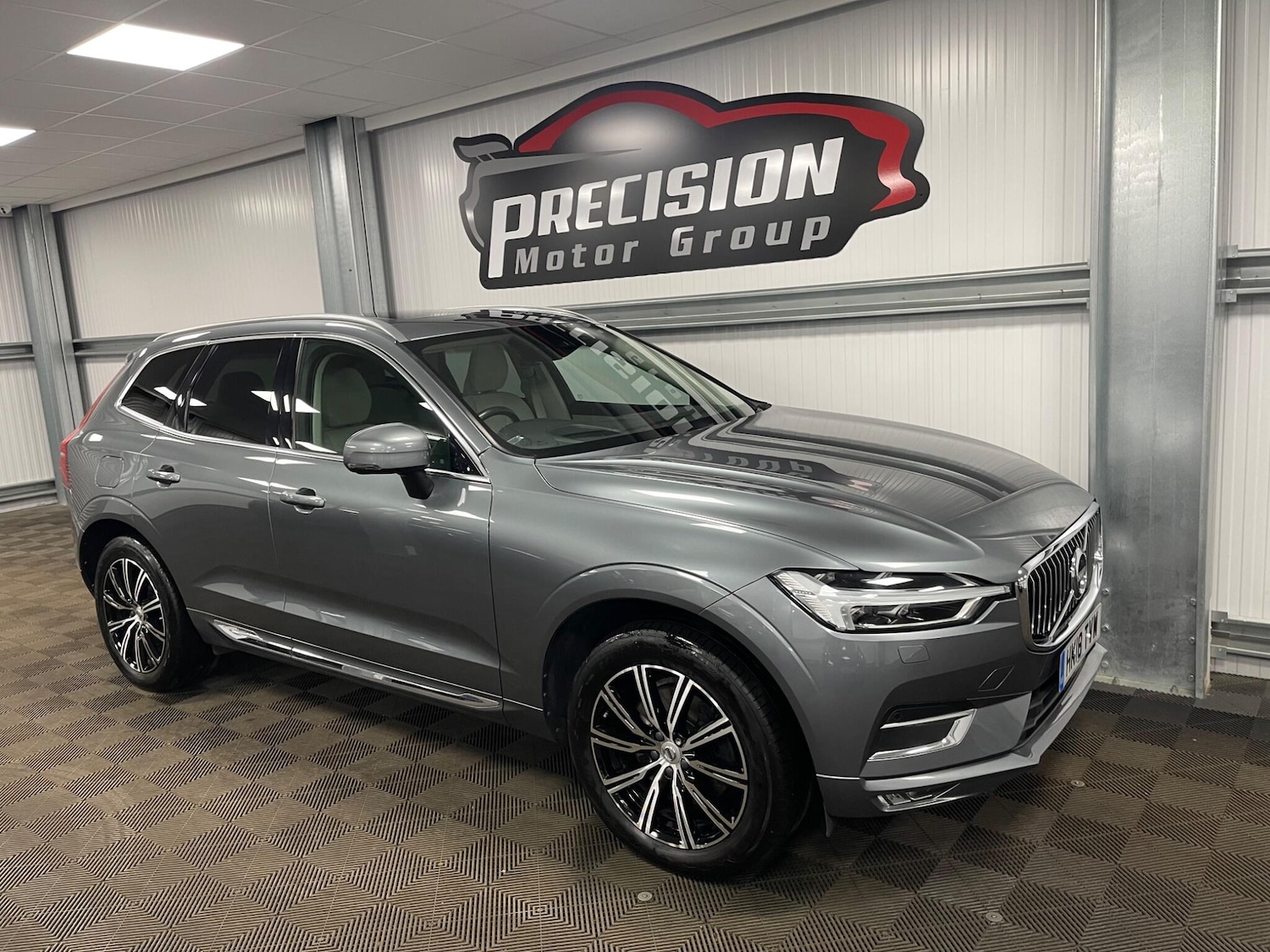 Used Volvo XC60 2018 for sale - 78157448: Photo 5